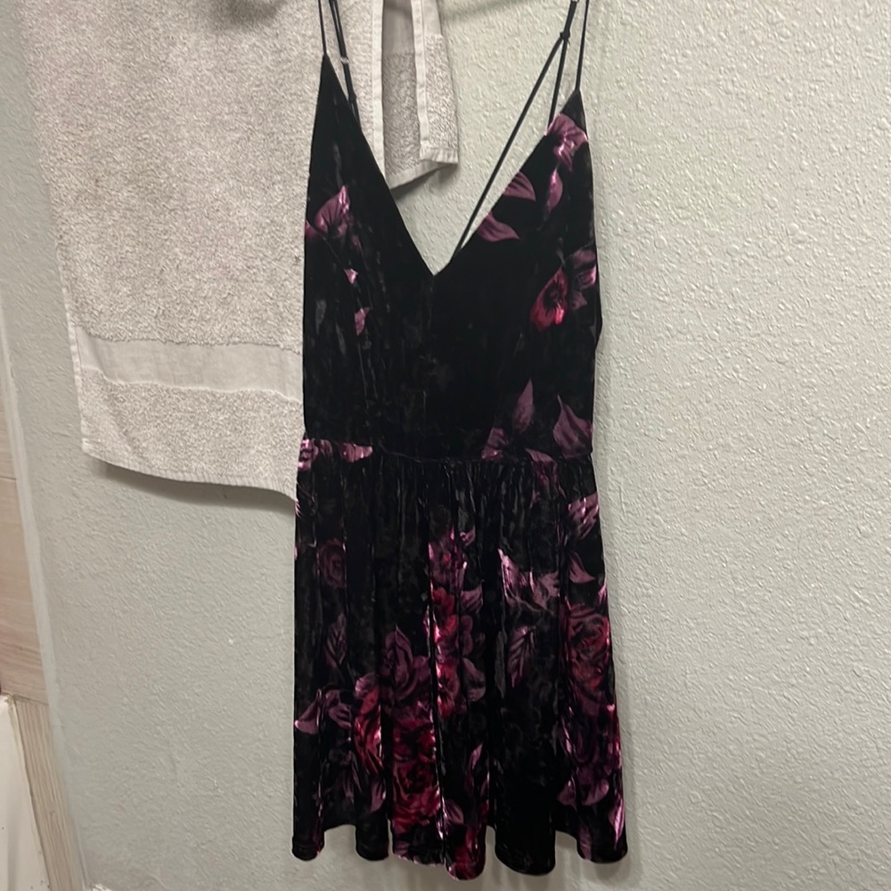 Woman’s Romper Size Medium